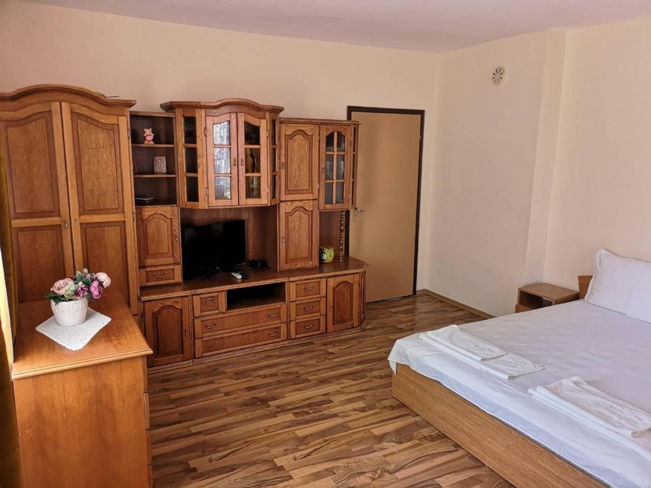 Къща за гости The sunny corner Созополь Экстерьер фото